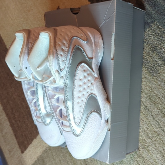 Nike Air Jordan OG White Metallic Silver Sneakers - Picture 3 of 6